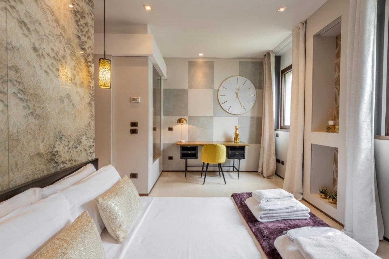 Milan Royal Suites - Centro Duomo Exterior photo