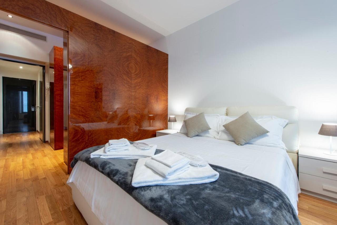 Milan Royal Suites - Centro Duomo Exterior photo